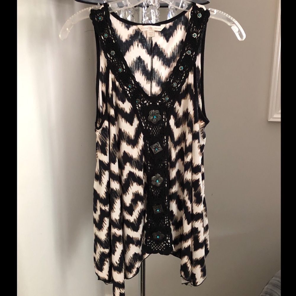 BEAUTIFUL BRAND NEW & NEVER WORN BP BLOUSE 💕